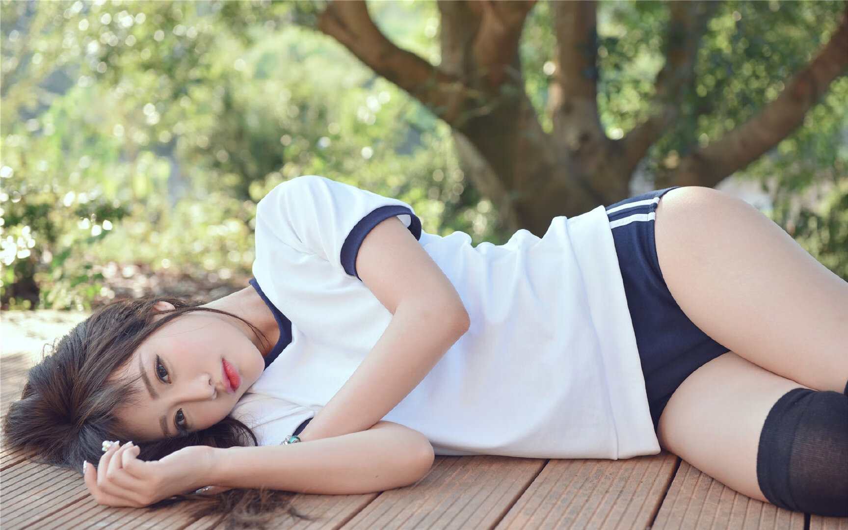 开云-_天幕下的夜色赛：夜晚灯火辉映中的网球盛典_，内心恐惧缺乏安全感